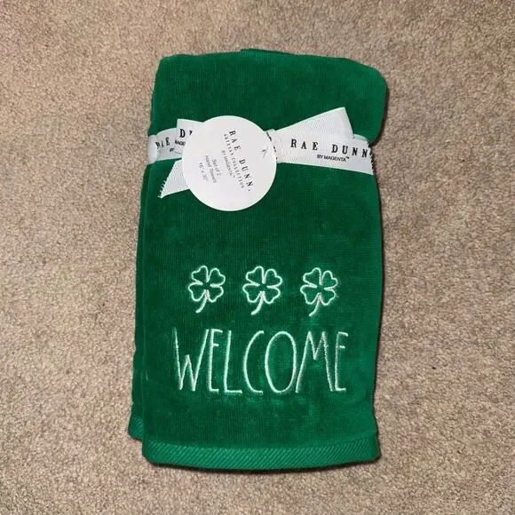 New Rae Dunn Welcome Shamrocks Set of 2 Hand Towels