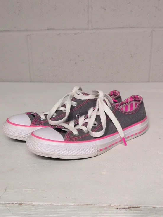 Converse Kids Low-Top Sneakers in Gray and Pink, Girl's Size 2