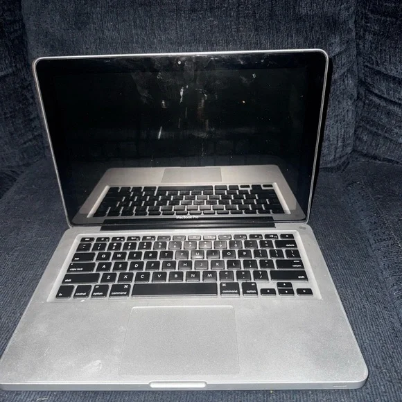 Apple MacBook - Silver and Black