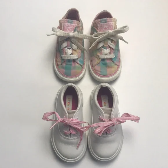 Stride Rite/Converse Sneakers (size 6)