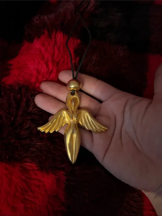 Vintage 1993 N Blair Gold tone Angel Pendant Accessory Necklace -