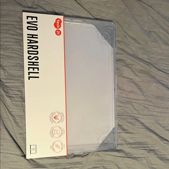 Tech21 Evo Hardshell Transparent Case