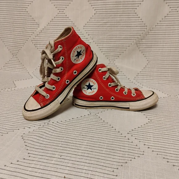 Converse Kids Classic Red High-Tops Size 11