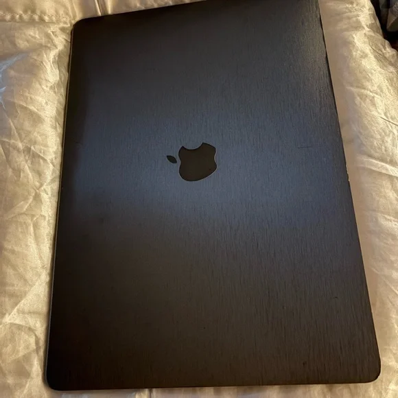 Apple Macbook air Laptop 13in