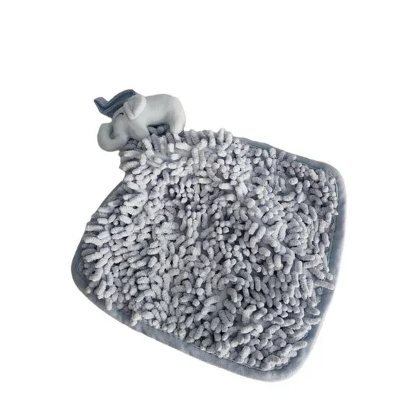 NWOT Super Soft Elephant Hand Towel