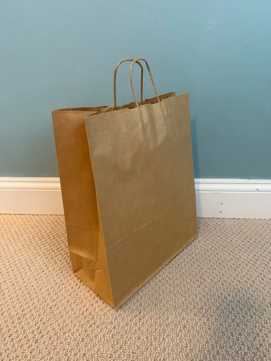 ULINE 31 Count Kraft Paper Shopping Bags 13 x 6 3/4 x 16