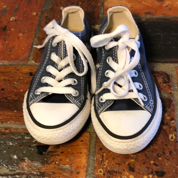 CONVERSE all star Navy & white sneakers sz11