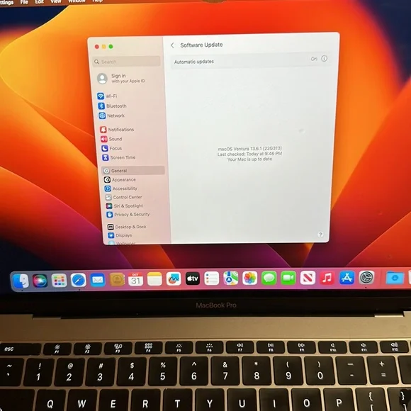 Apple MacBook Pro 13”