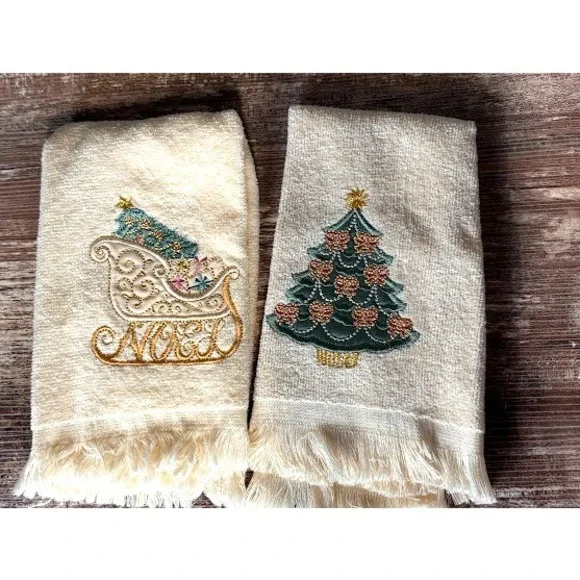 Set of 2 Embroidered Christmas Hand Towels Sleigh Tree‎ Noel