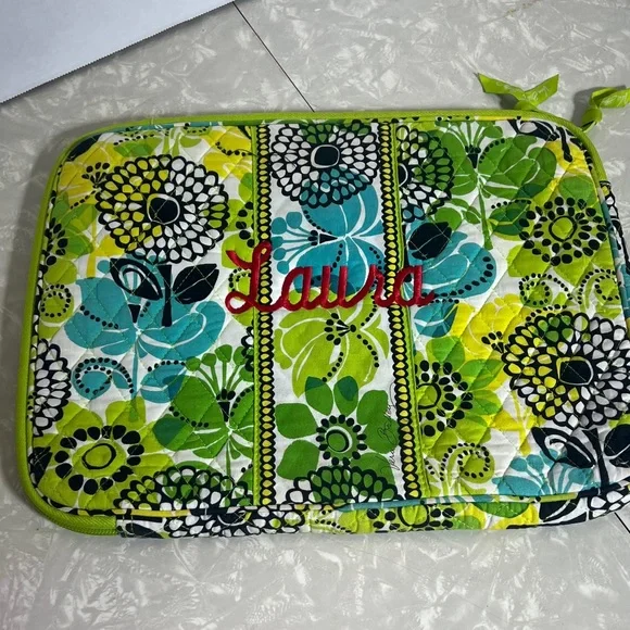 Vera Bradley Laptop Sleeve 14”x11” Limes Up LAURA personalized