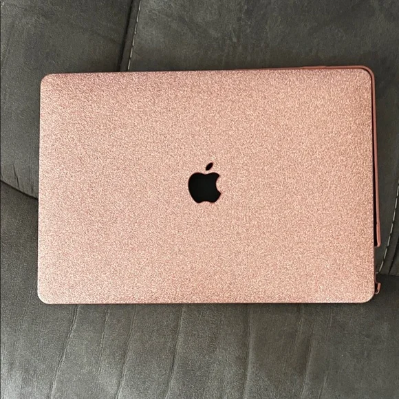 Apple Laptop in Rose Gold