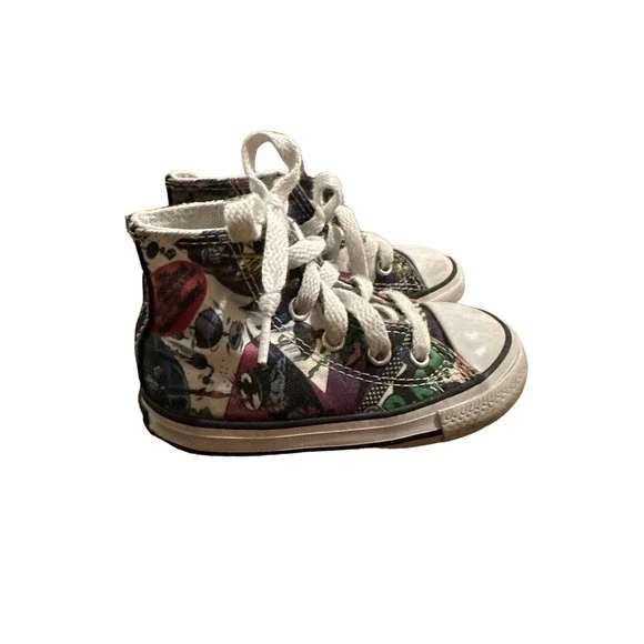 Boys Batman Converse Chuck Taylor Sneakers Size 6