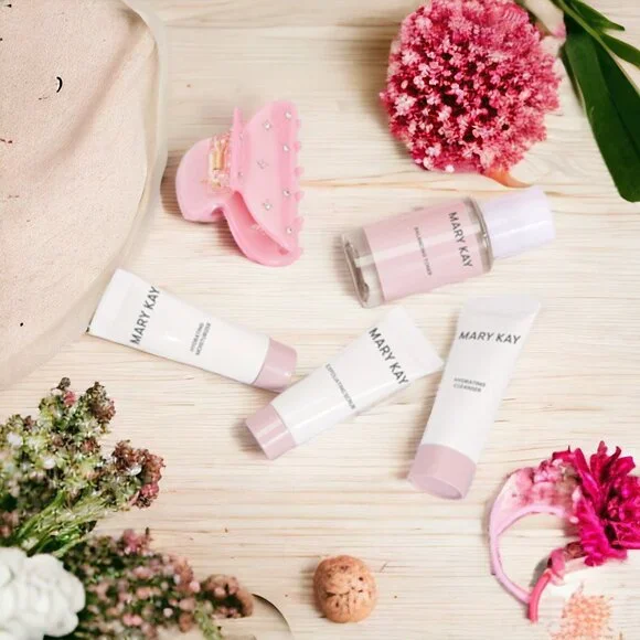 Mary Kay® Hydrating Go Set Normal to Dry