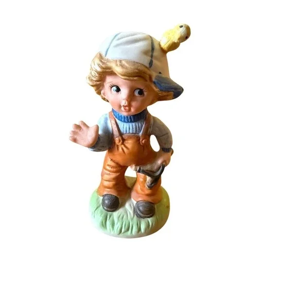 Vintage‎ Homco Boy w/ Slingshot & Bird on Hat Figurine 5 in Multicolor porcelain