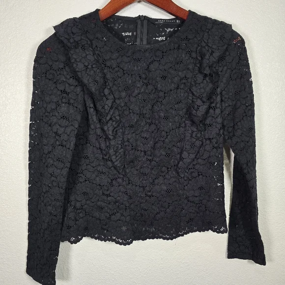 Zara Women’s Black‎ Lace Ruffled Long Sleeve Blouse Shirt Women’s Size Small