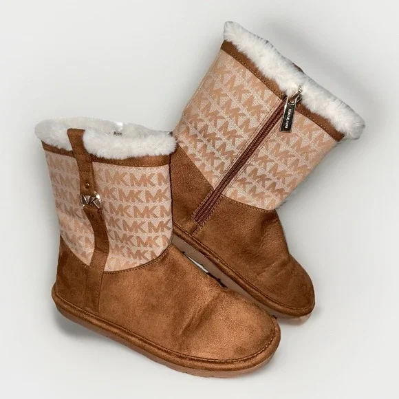 Michael Kors MK Logo Print Winter Boots Faux Fur Zip Up Girl's Size:‎ 3
