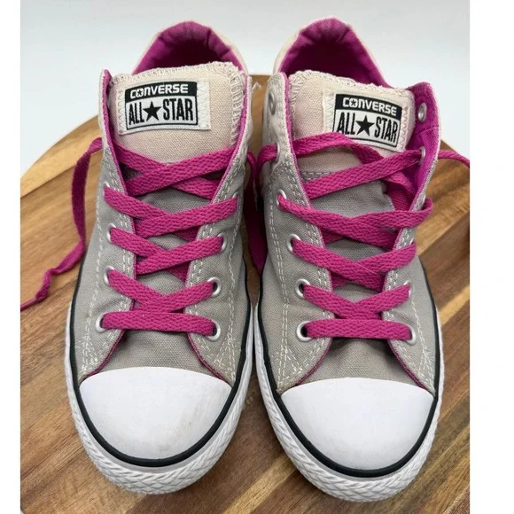 Converse All Star Low Top Junior Size 5 Sneakers Grey Cream Pink Laces 0515