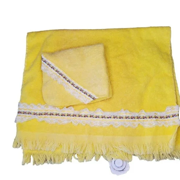 Vintage Cannon Sunshine‎ Yellow Lace Floral Ruffle Hand Towel Washcloth Set USA