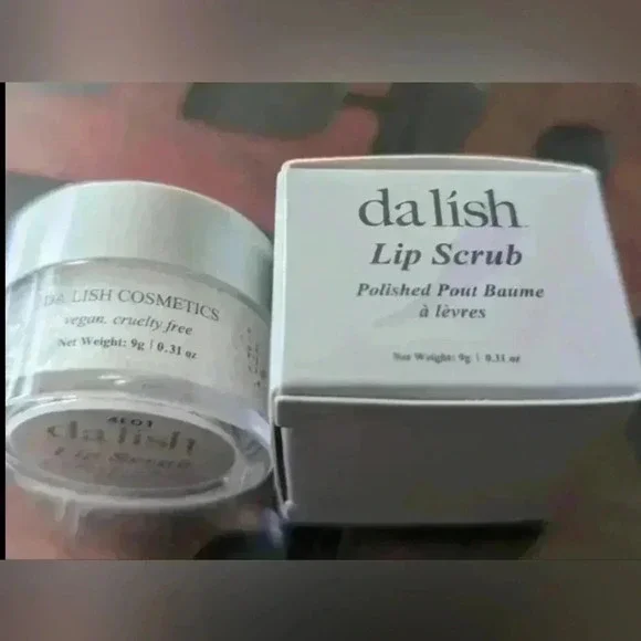 NIB Da Lish Lip Scrub