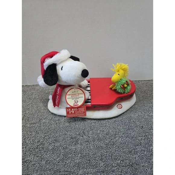 Hallmark Peanuts Swingin' With Snoopy Woodstock 3 Tunes Animated Plush READ