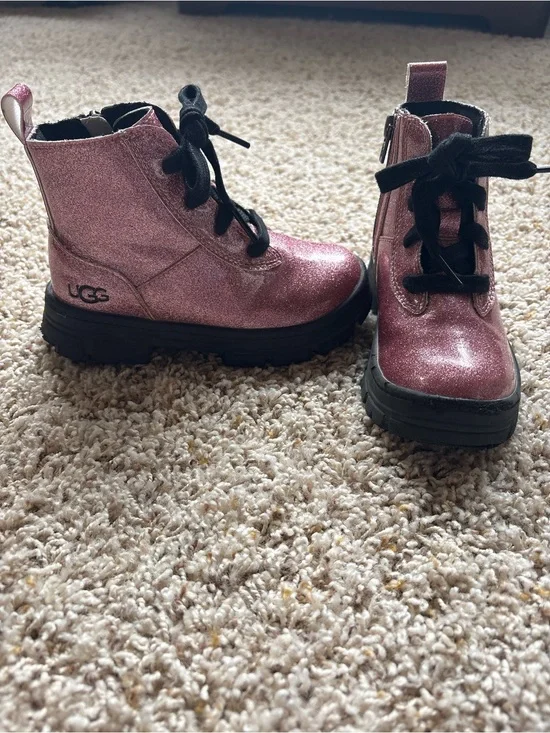 UGG Ashton Lace pink Glitter Ankle Boot