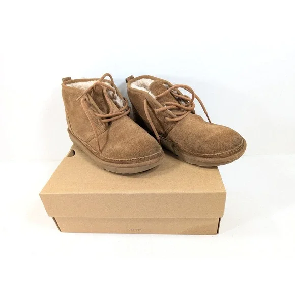 UGG Neumel II Chestnut Suede Lace Up Boots 1017320K Kids Size 5 Brown