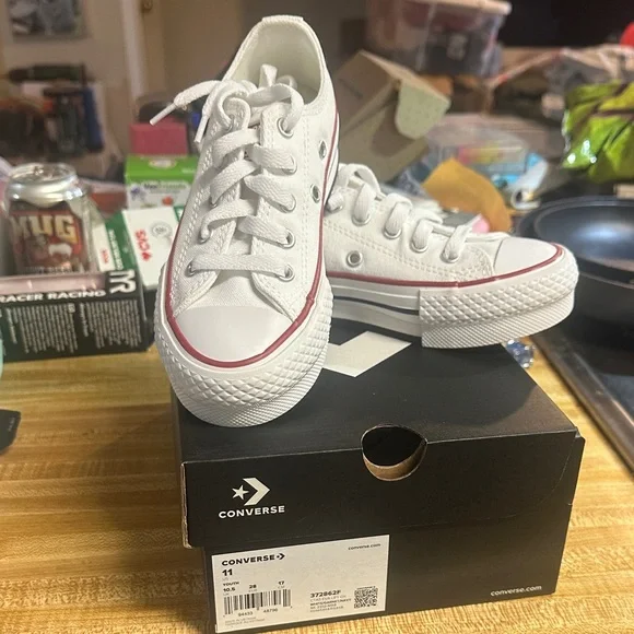 NIB Converse Classic White/Garnet/Navy Sneakers with Red Trim Size 11Y