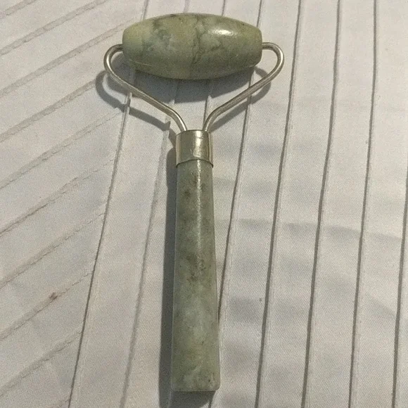Jade Facial Roller brand new!