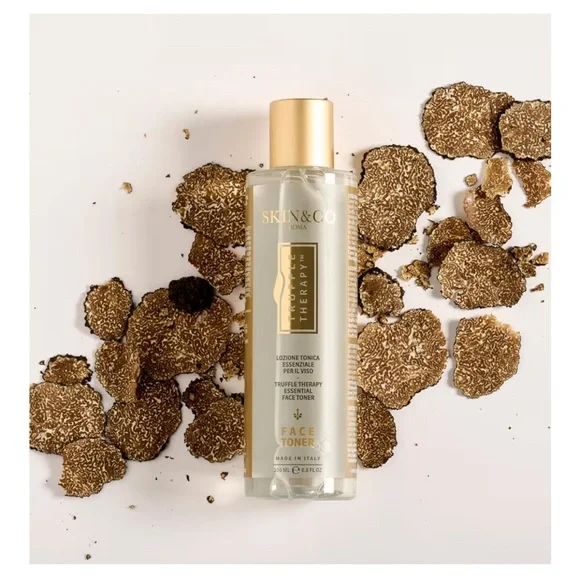 SKIN&CO Truffle Therapy Essential Face Toner
