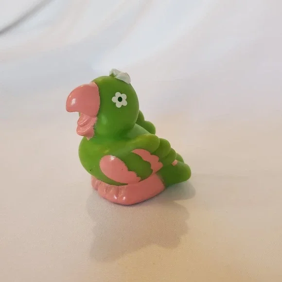PARFAIT PARROT Strawberry‎ Shortcake Lime Chiffon Doll's Pet Vintage 1982