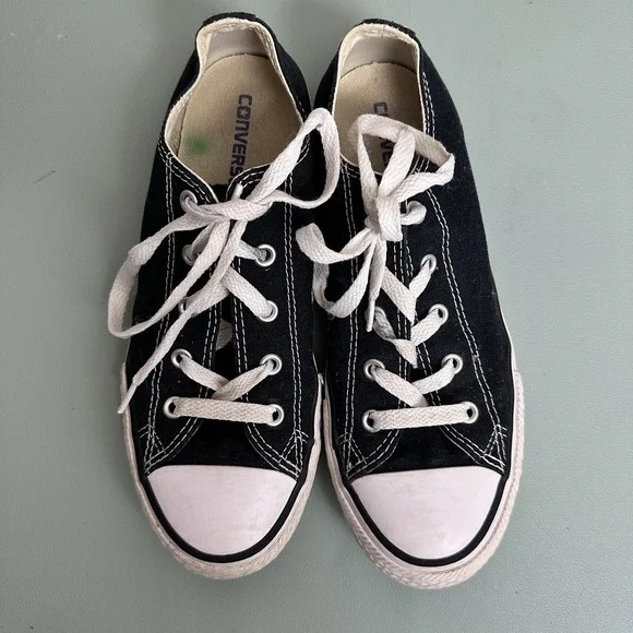 Converse All Star Sneakers Black Low Top Lace Athletic Shoes Youth Sz 3