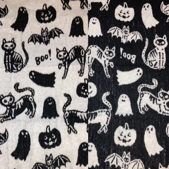 Halloween hand towel