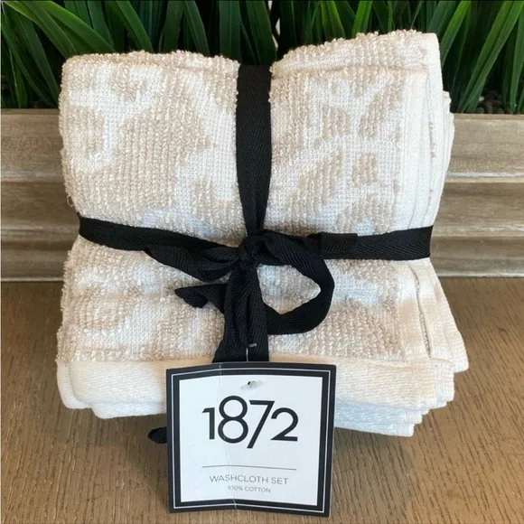 New Set of 4– Wash towels