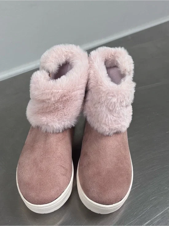 Sugar “Candy Cane” Mauve Slip-On Shoes – Size 13M- NWOT