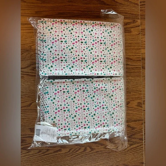 Scentsy Pink and Green Star Bubble Mailers