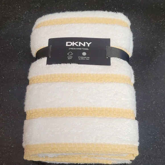 DKNY Hand Towels