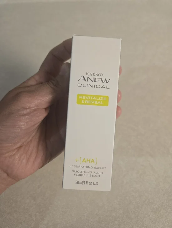 Isa Knox Anew Clinical Revitalize & Reveal Smoothing Fluid