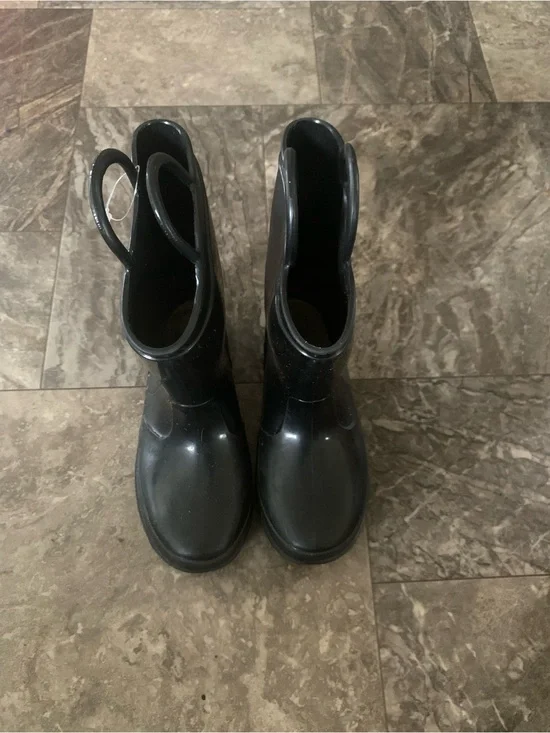Black Kids' Pull-On Rain Boots