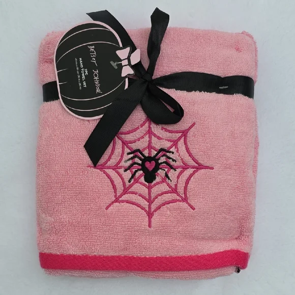 Betsey Johnson Pink Halloween Hand Towel Set Spider Web Heart Hot Pink NWT