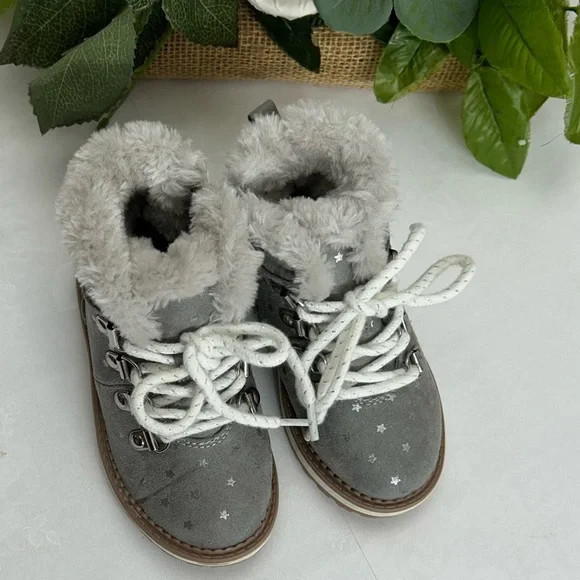 Cat & Jack Grey Faux-Fur Star Accent Lace-Up Boots