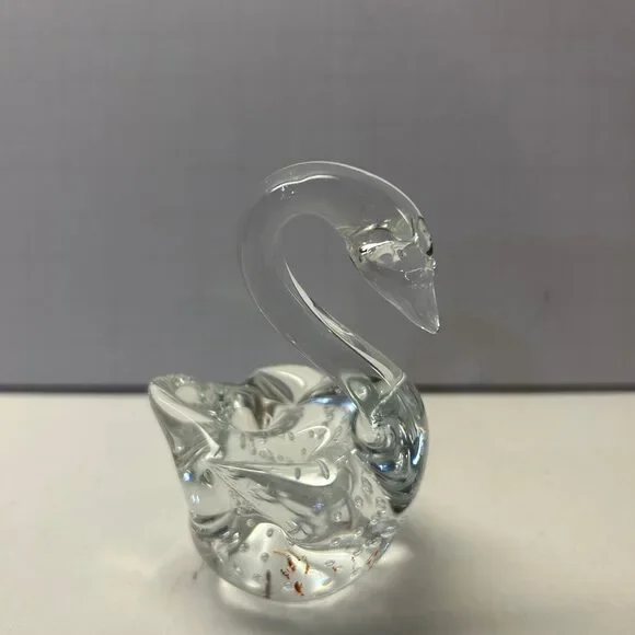 Swan Glass Figurine