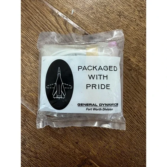 GENERAL DYNAMICS CONNECTOR PART # 20-3625 AF33(657)8260 C/7/67