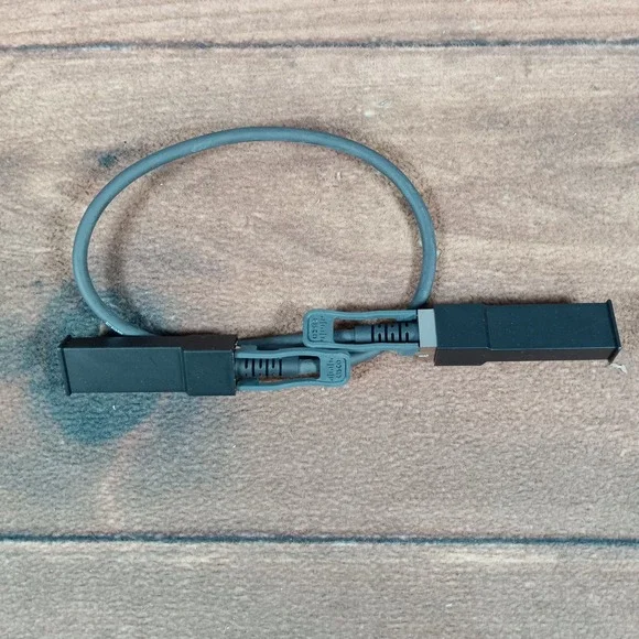 Cisco MA CBL 40G 50CM 600 22160 A Network Cable