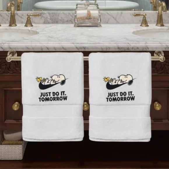 Hand Snoopy Peanuts Embroidered 2 hand towels l White Just do it tomorrow