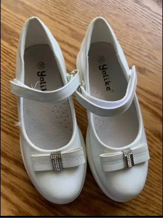 Girls' White Mary Jane Dress Shoes with Bow