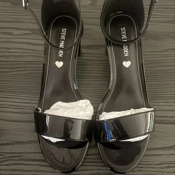 NEW! Steve Madden Girls Shoes Carrson Heeled Sandal, Black Patent, 5 - 1164