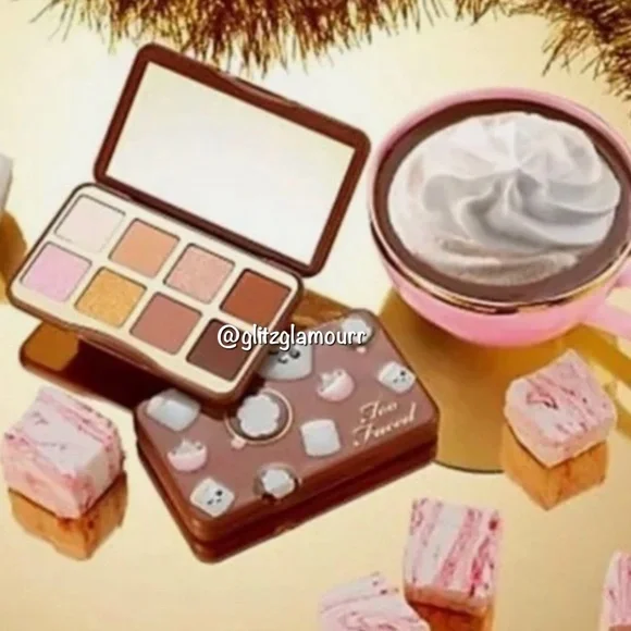 ☕️Too Faced You're So Hot Mini Eye Shadow Palette☕️