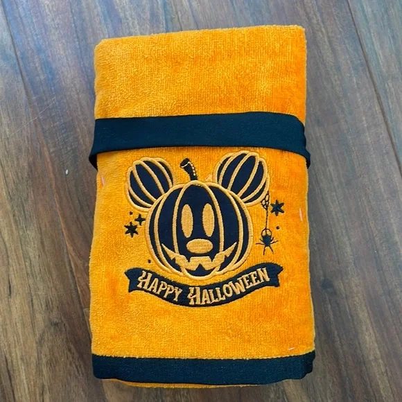Disney Halloween hand towels