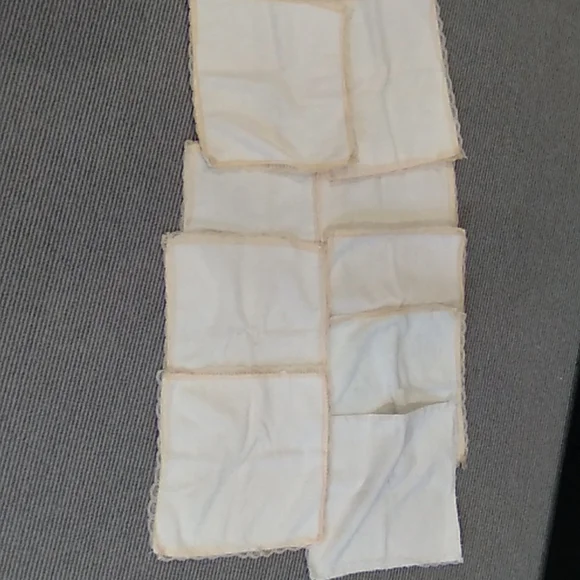 9 small decorative face or hand towels