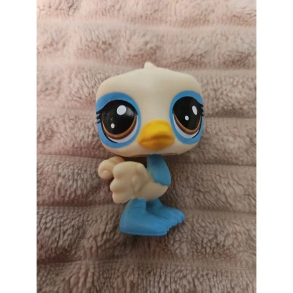 Littlest Pet Shop LPS #1-84 Azure Ostrich Bird White with Blue Eyes